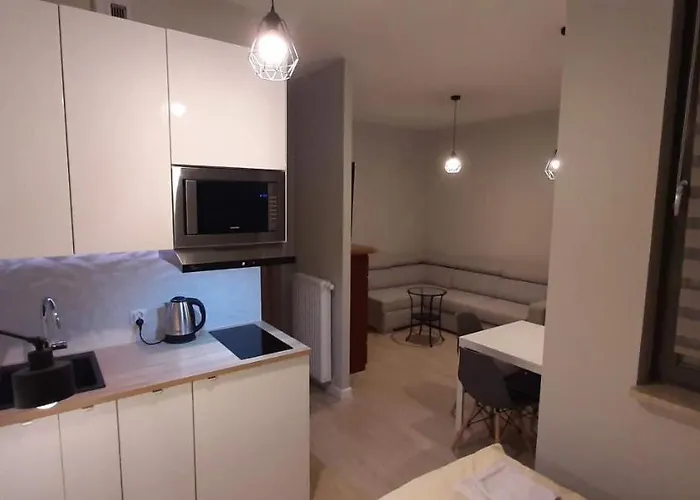 Garden Gates And Sadowa Apartman