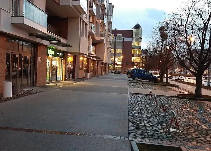 Garden Gates And Sadowa Apartmán