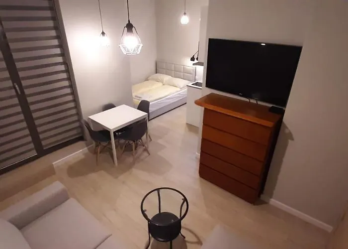 Garden Gates And Sadowa Apartmán *