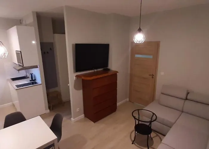 Garden Gates And Sadowa Apartman Gdańsk